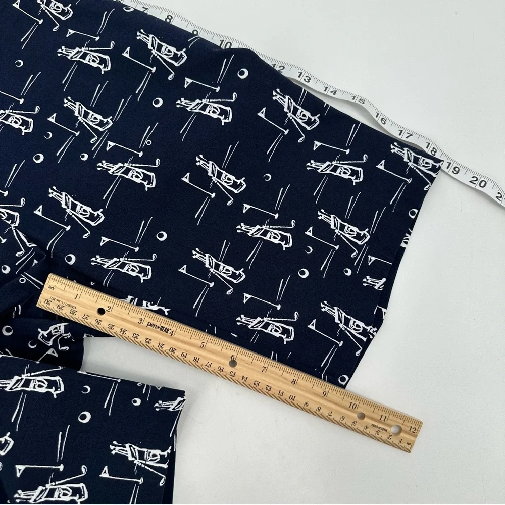 IZOD GOLF Shorts Women’s 4 Dark Blue Golf Bag Print Classic Preppy Vacation